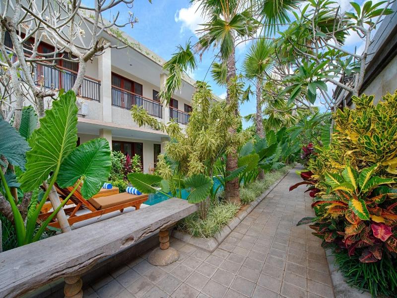 Puri Canggu Villas And Rooms image