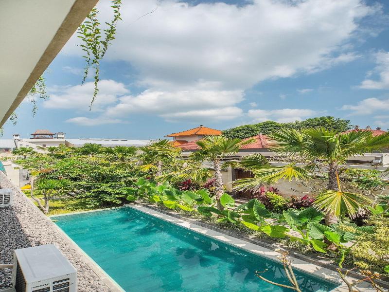 Puri Canggu Villas And Rooms image