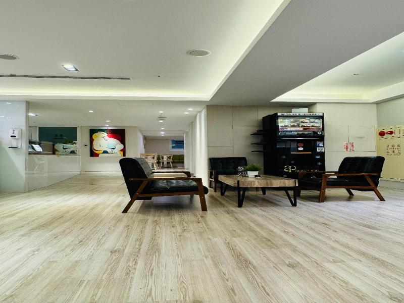 Apause Inn image