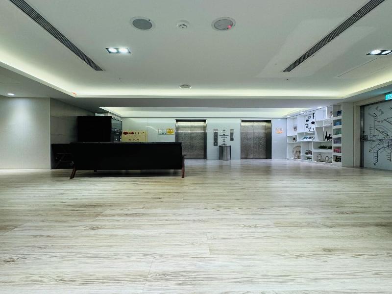 Apause Inn image