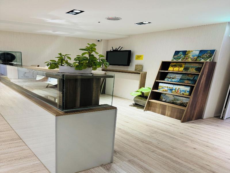 Apause Inn image
