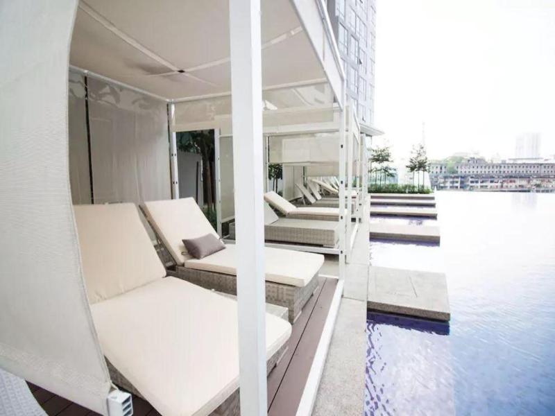The Robertson By Urban Suites image
