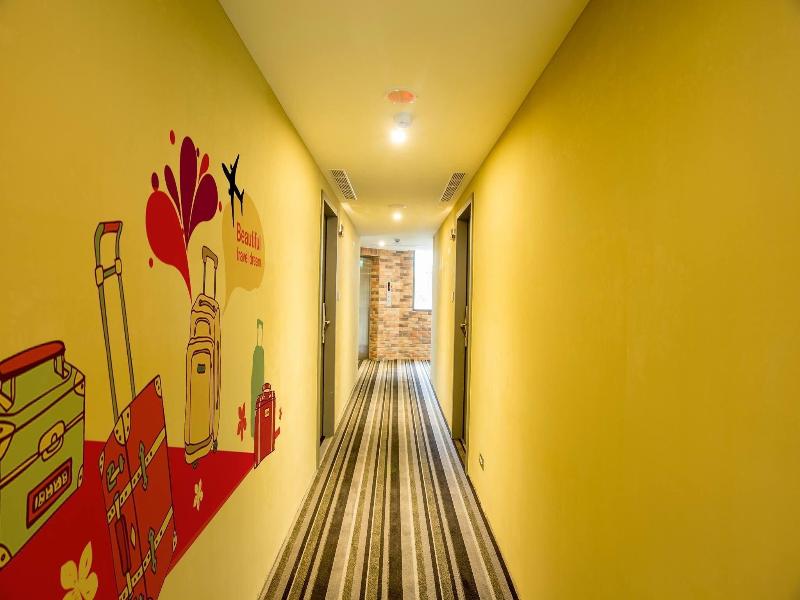 Just Live Inn Keelung image