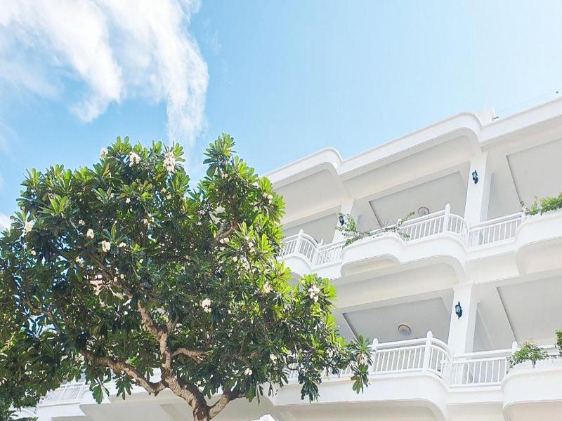 Leman Cap Resort And Spa image