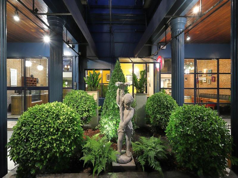 Bangkok Voyage Boutigue image