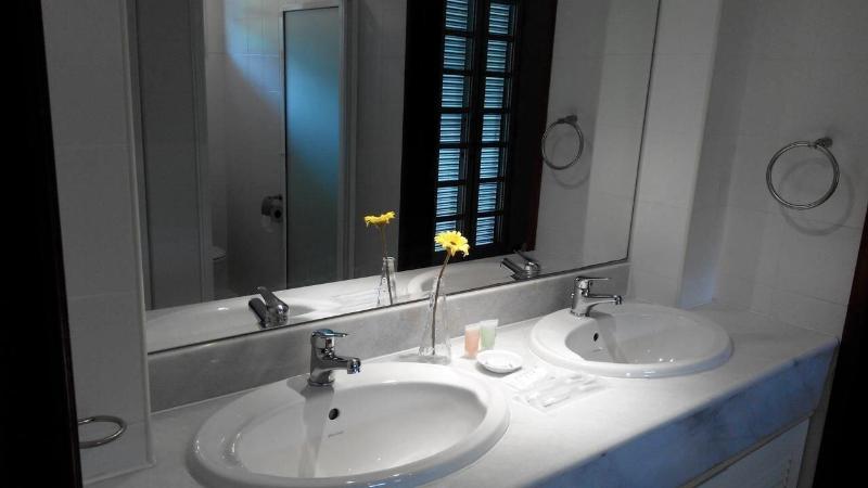 5 Twenty Ampang Hilir Guesthouse image