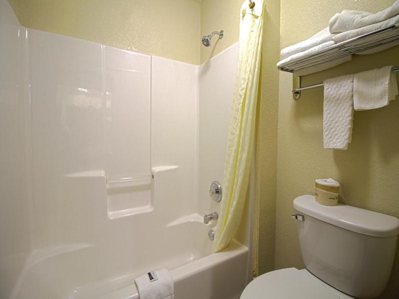 Geneva Motel Inn image