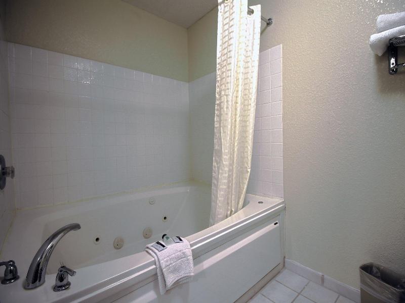 Geneva Motel Inn image