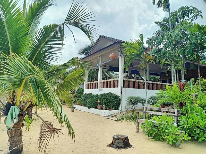 Palm Point Village image