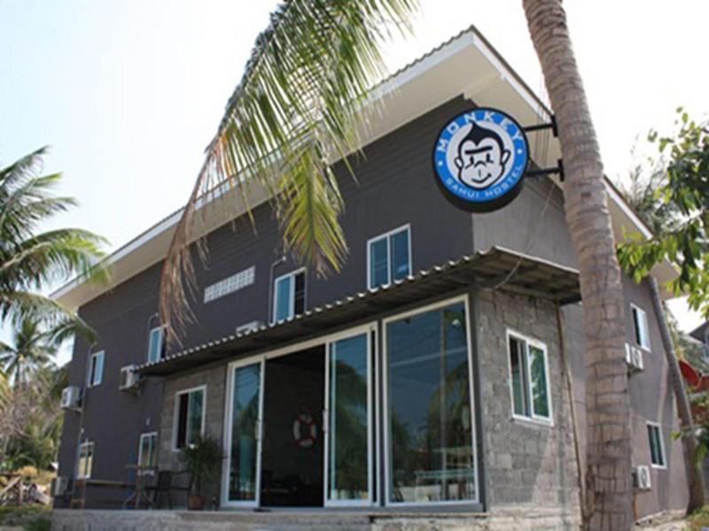 Monkey Samui Hostel image