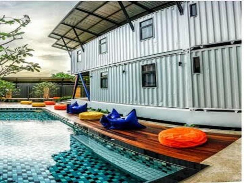 Us Hostel image