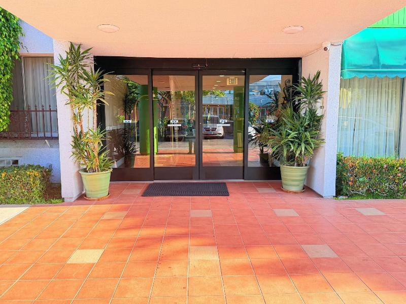 Pacific Garden image