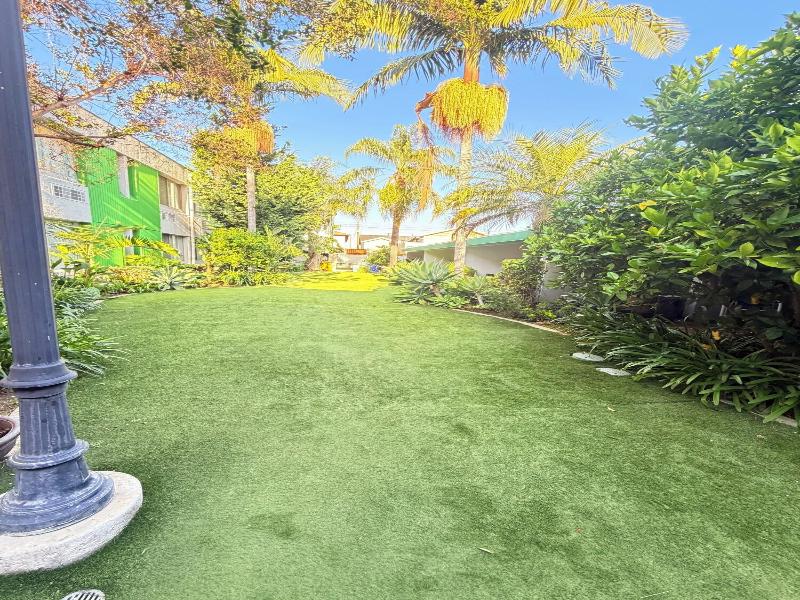 Pacific Garden image