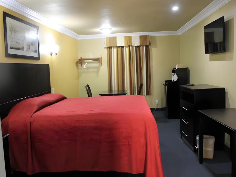 El Rancho Inn image
