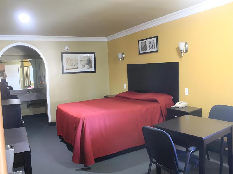 El Rancho Inn image