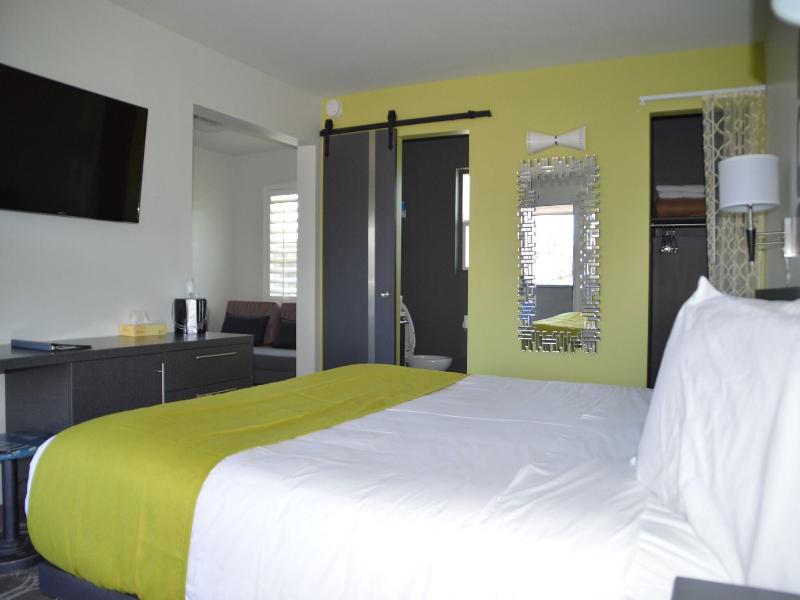University Inn Suites Asu Tempe image
