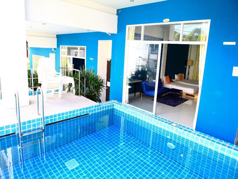Sea Host Inn image