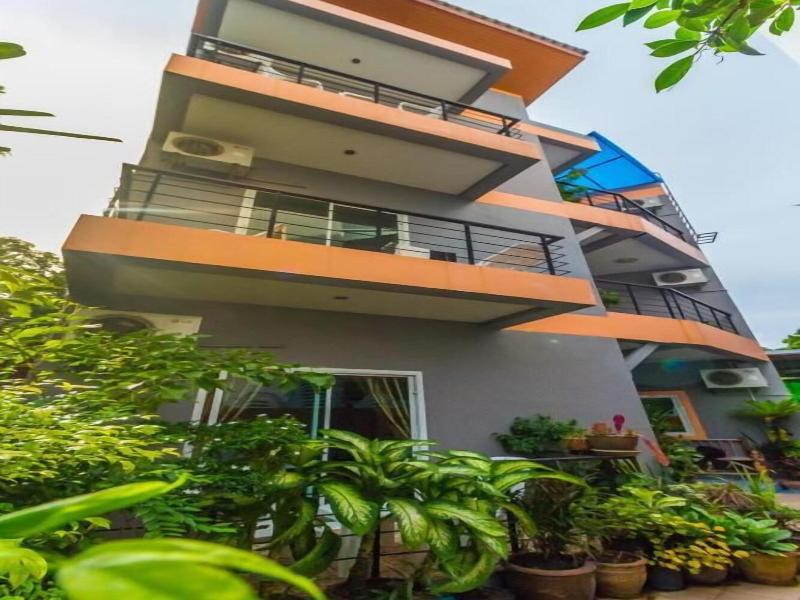 Baan Yuyen Karon Guesthouse image