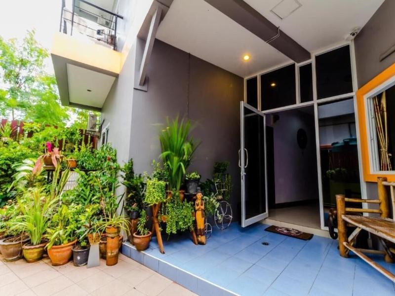 Baan Yuyen Karon Guesthouse image