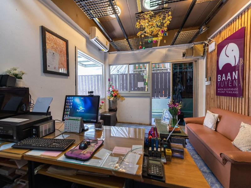 Baan Yuyen Karon Guesthouse image