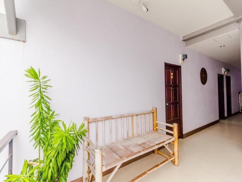 Baan Yuyen Karon Guesthouse image