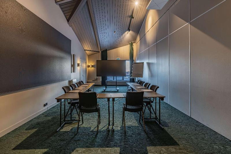Radisson Blu Polar Hotel, Spitsbergen image
