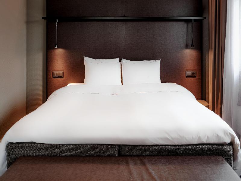 Radisson Blu Polar Hotel, Spitsbergen image