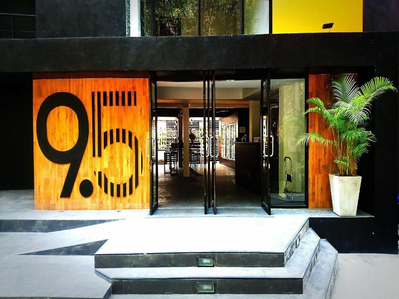 9 5 Hotel