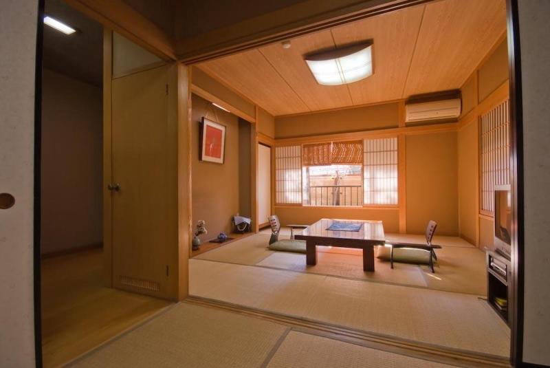 Yugawara Onsen Ryokan Uohan image