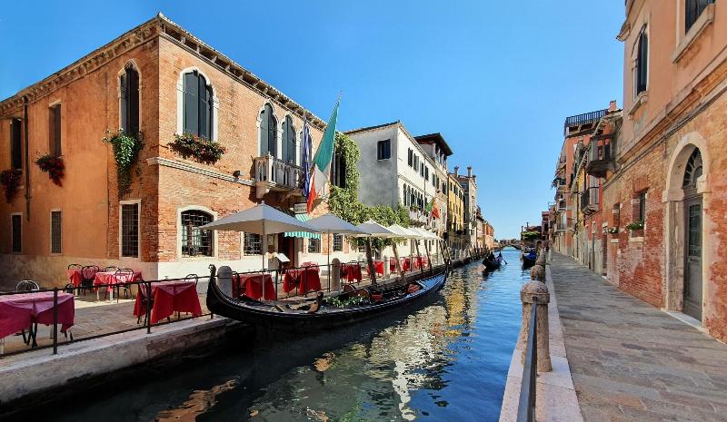 MESSNER PALACE HOTEL