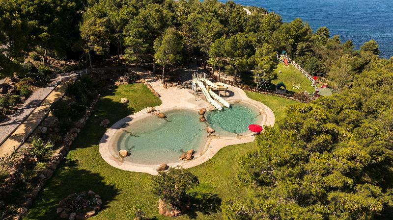 Mangia's Pollina Resort image
