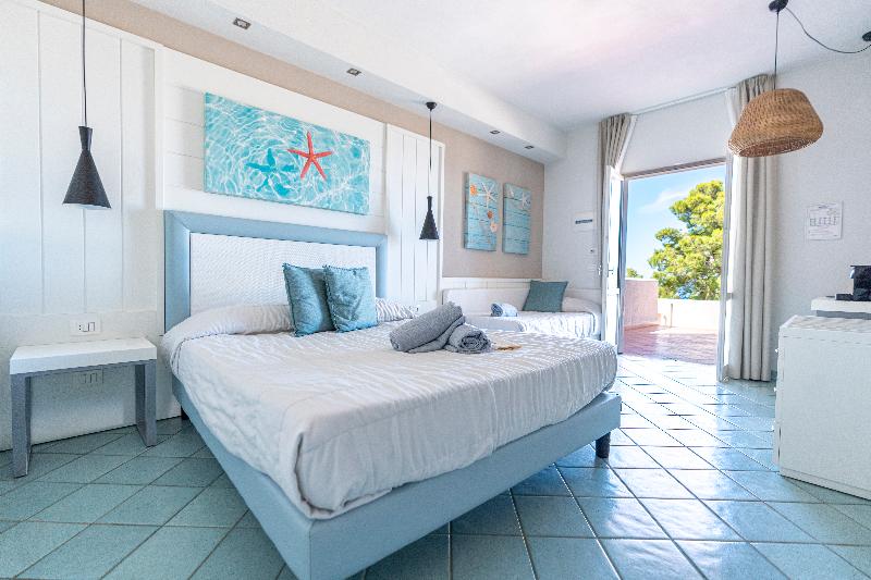 Mangia's Pollina Resort image