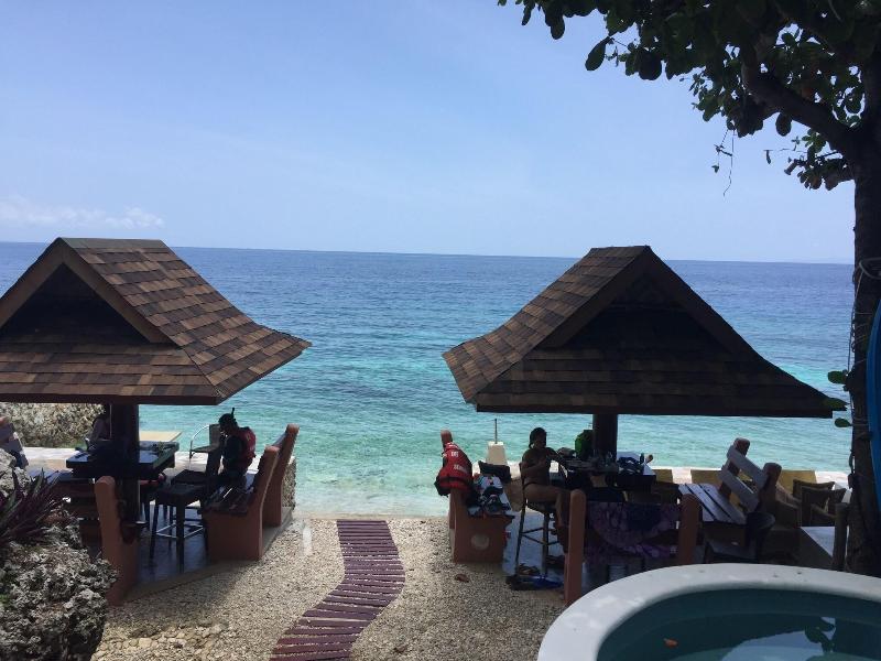 Seafari Resort Oslob image