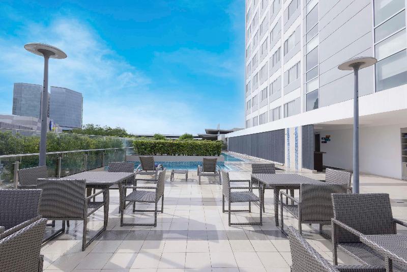Park Inn By Radisson Iloilo image