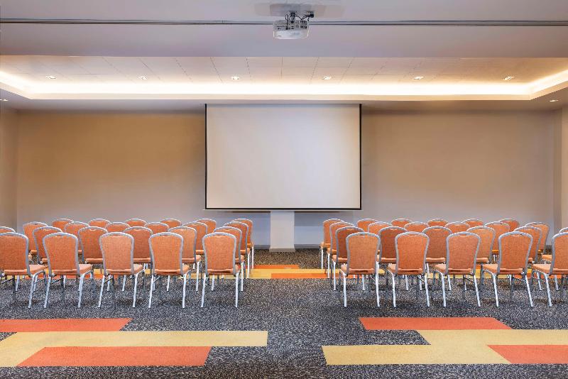 Park Inn By Radisson Iloilo image