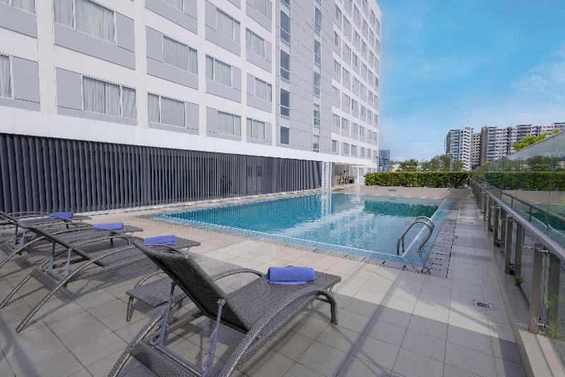 Park Inn By Radisson Iloilo image