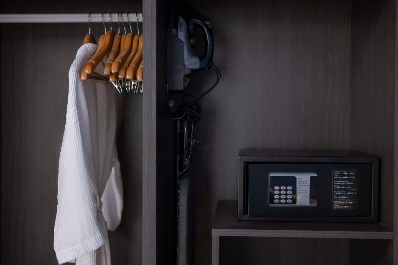 Park Inn By Radisson Iloilo image