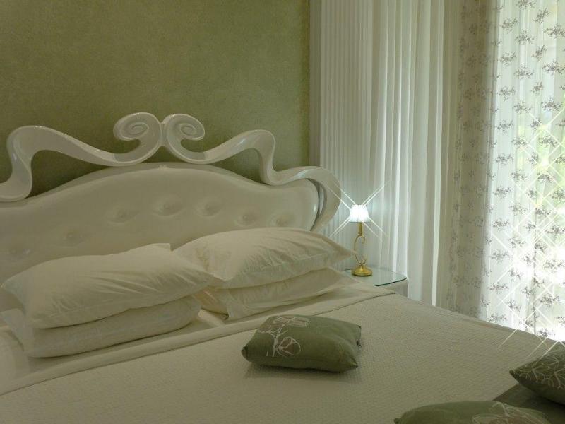 Athens Diamond Plus Hotel