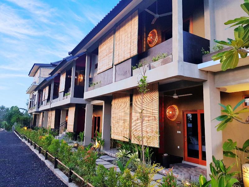 Wasabi Hotel And Restaurant Pererenan image