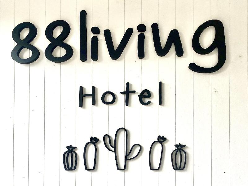 88 Living image