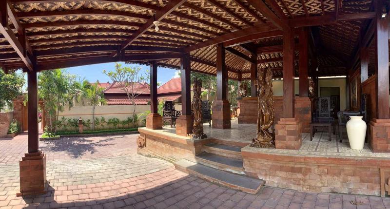 Kartika Dahayu Villa image
