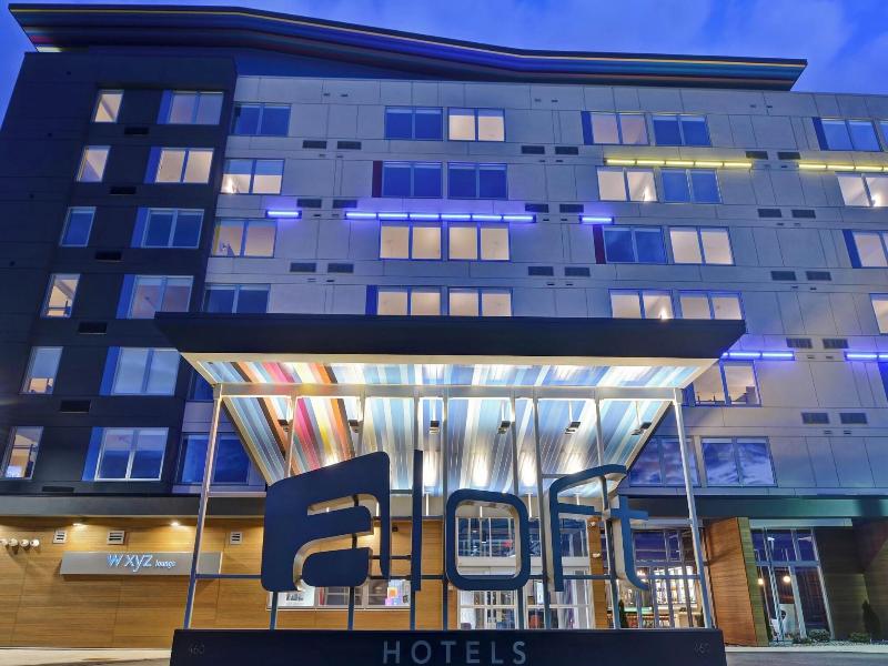 Aloft Secaucus Meadowlands image
