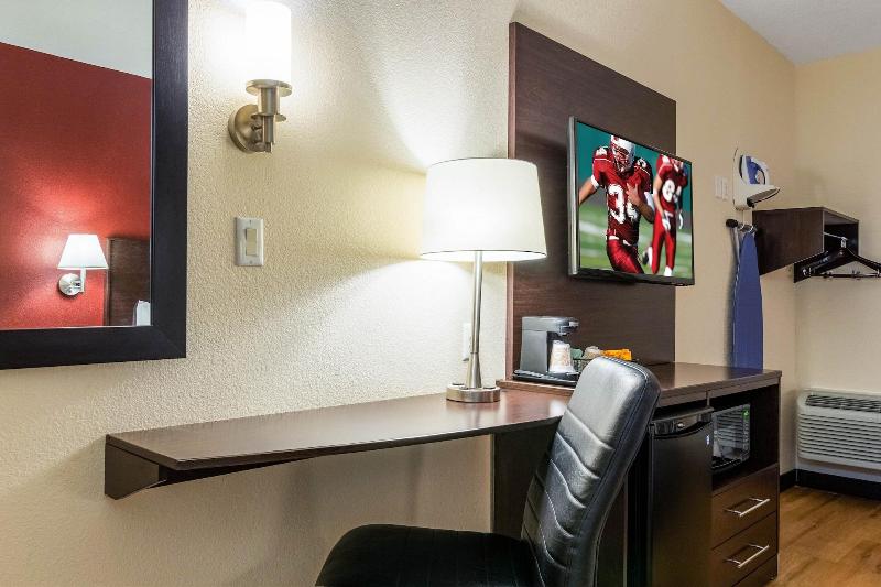 Red Roof Inn Georgetown, In – Louisville West image