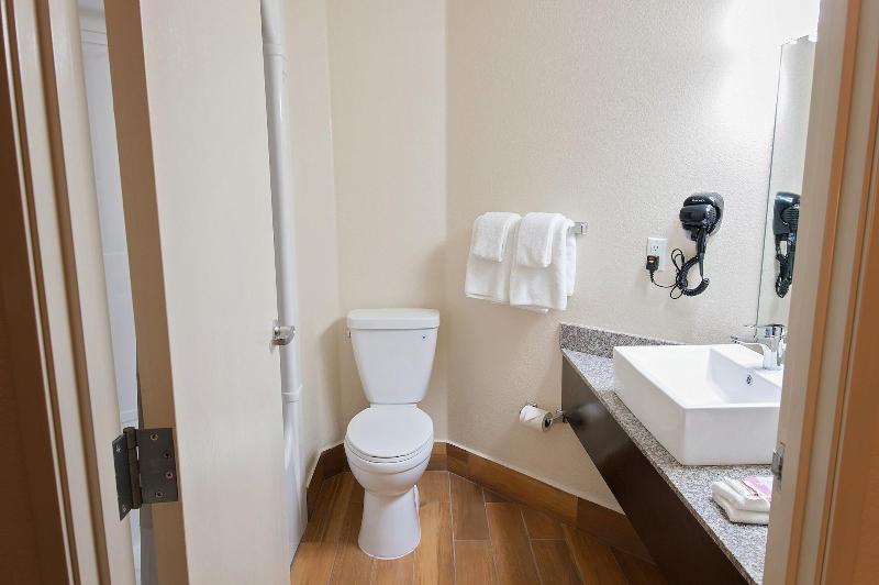 Red Roof Inn Georgetown, In – Louisville West image