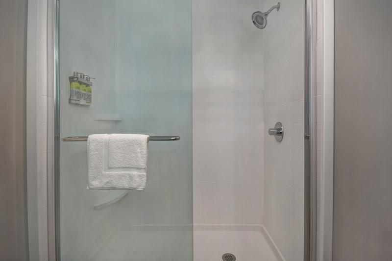 Holiday Inn Express And Suites Galveston Beach image