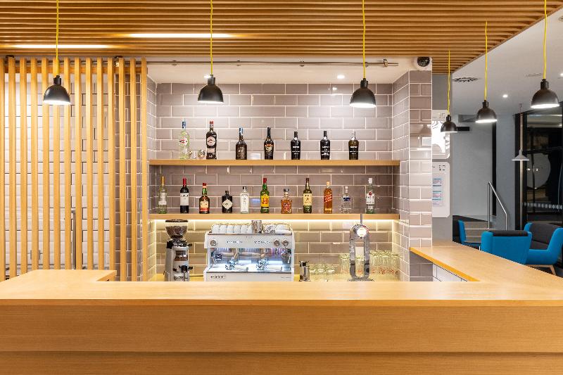 Holiday Inn Express Porto City Center image