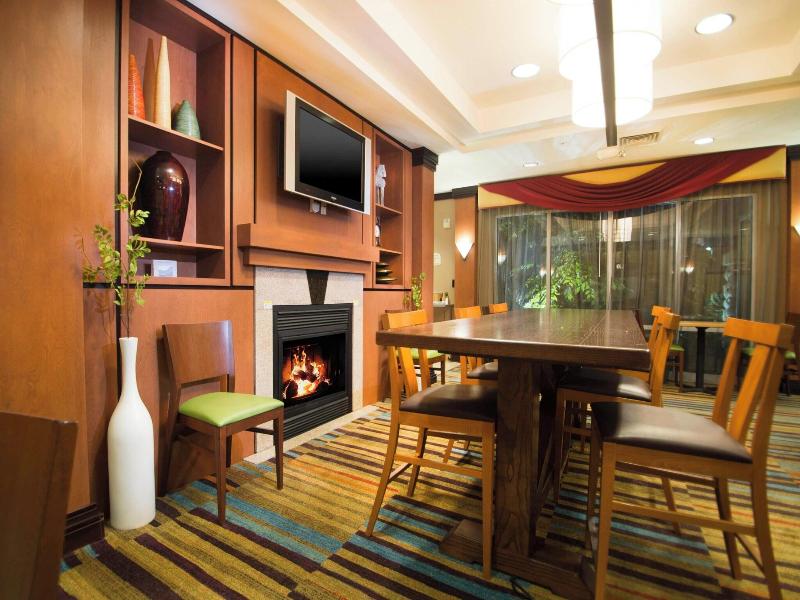 Fairfield Inn Suites Burley