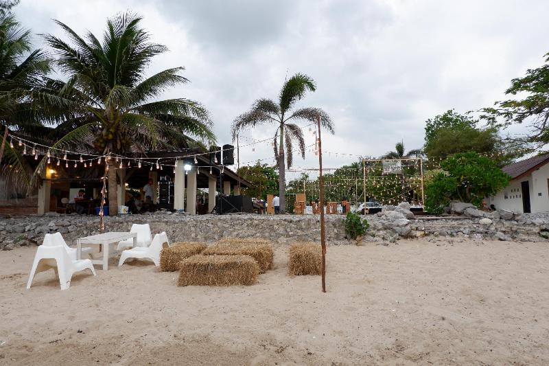 Saphli Villa Beach Resort