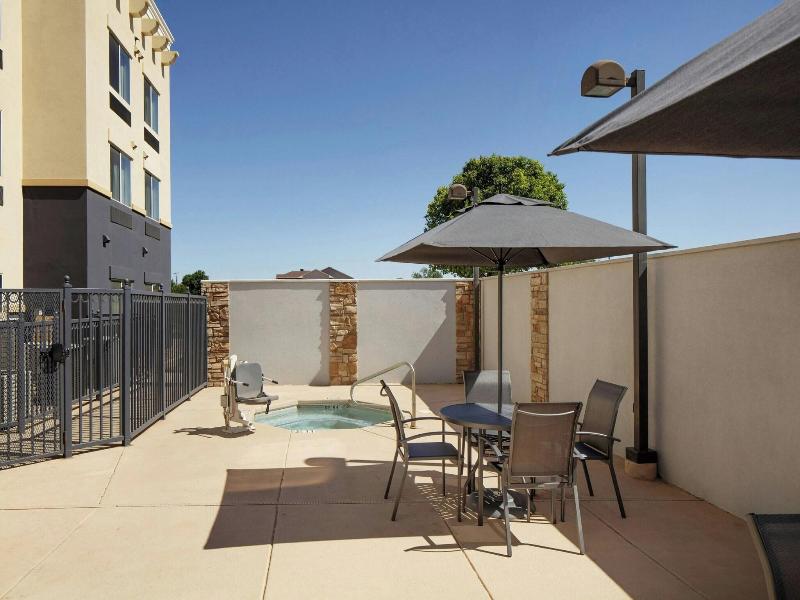 Fairfield Inn Suites Clovis image