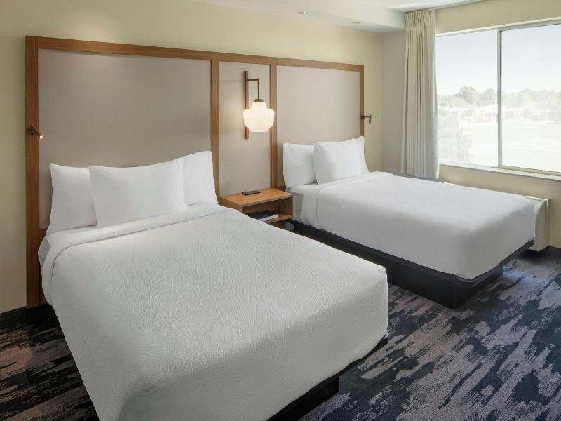 Fairfield Inn Suites Clovis image